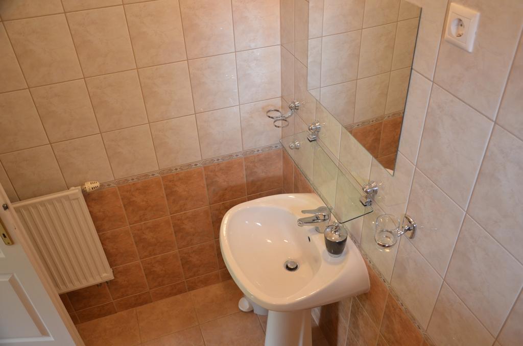 Villa Ladver Heviz Ngoại thất bức ảnh